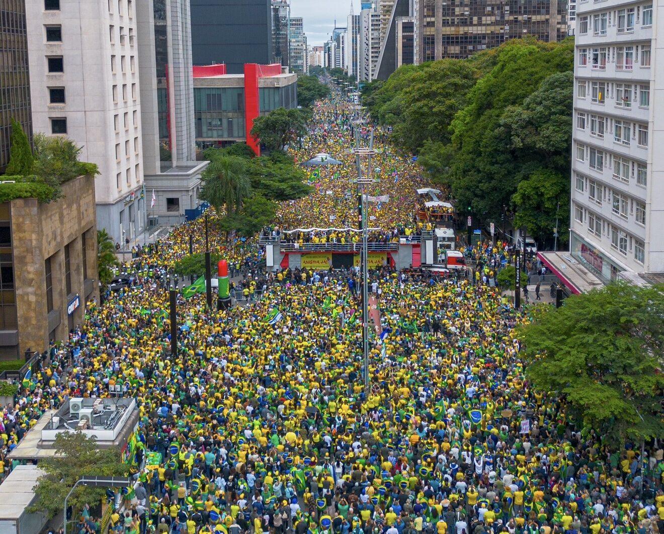 PL da Anistia: pressão das ruas funciona e oposição atinge 257 assinaturas para viabilizar urgência da votação 2 PL da Anistia: pressão das ruas funciona e oposição atinge 257 assinaturas para viabilizar urgência da votação 2