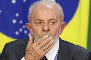 Brasil prepara carta após ‘The Economist’ expor Lula, dizer que petista é incoerente e um líder sem apoio popular