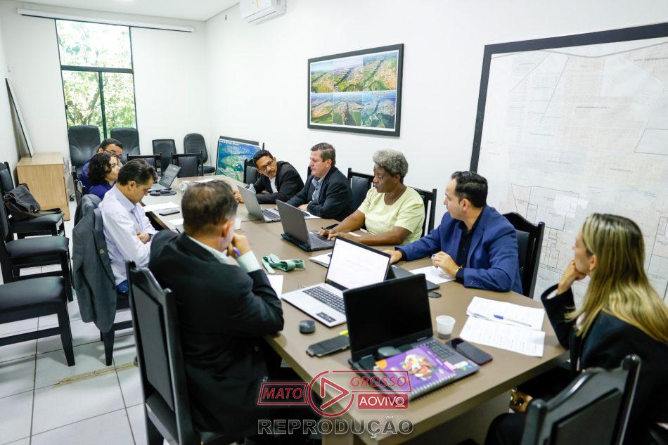 Comissões em Lucas do Rio Verde aprovam projetos para extinguir cargos e revogar lei de loteamento
