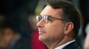 Oposição aciona PGR contra Flávio Bolsonaro por suposto risco à soberania nacional