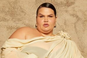 Thais Carla surpreende seguidores com antes e depois de transformação corporal após perder mais de 100 quilos