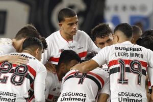 São Paulo amarga derrota para o Remo e amplia jejum de vitórias no Brasileirão