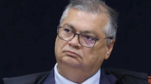 Flávio Dino declina convite para evento jurídico organizado por Gilmar Mendes