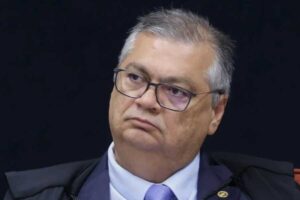 Flávio Dino declina convite para evento jurídico organizado por Gilmar Mendes