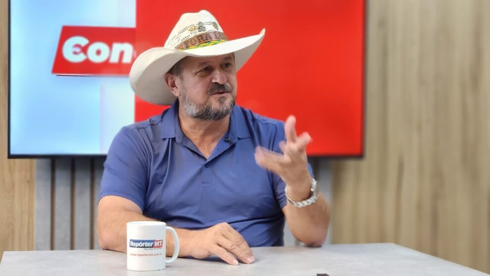 China: Cattani expressa temor de que Brasil se torne 'fazendão' em Mato Grosso