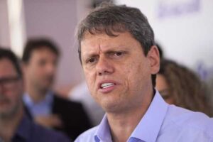 Tarcísio provoca Haddad e o elege "melhor ministro da história do Paraguai