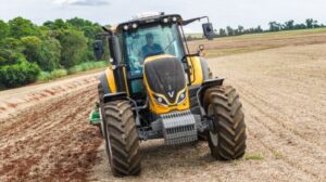 Valtra impulsiona o campo com nova Série M5, tratores de até 185 cv e mais eficiência.