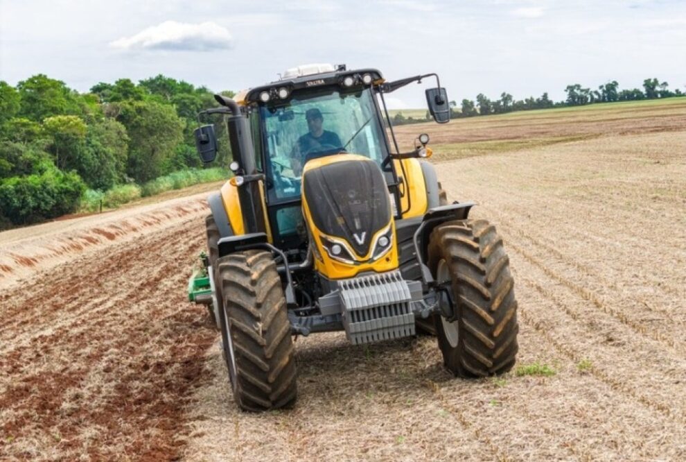 Valtra impulsiona o campo com nova Série M5, tratores de até 185 cv e mais eficiência.