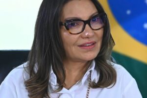 Gafe de Janja ao explicar conceito red pill repercute nas redes sociais
