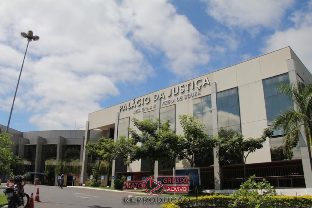 Especialista defende bibliotecas vivas para ampliar remição de pena pela leitura em presídios