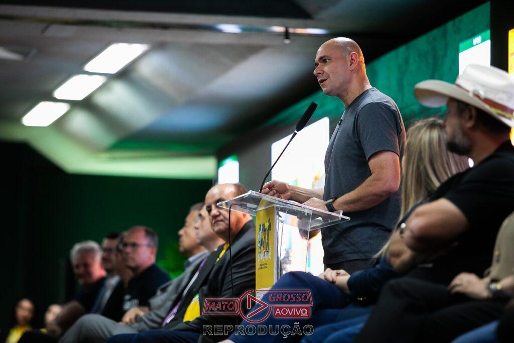Abilio Brunini causa polêmica na FIT Pantanal ao direcionar esquerdistas à Venezuela