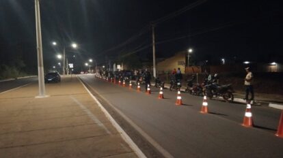 Blitz em Várzea Grande apreende 18 motos por irregularidades na operação Descarga Livre