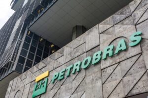 Petrobras denuncia suposto desvio milionário em operação offshore no Golfo do México