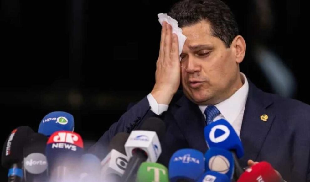 Semana decisiva da PEC 6x1 no Senado testa Alcolumbre sob intensa pressão