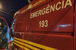 Motociclista morre após colisão contra poste na Avenida da FEB em Várzea Grande