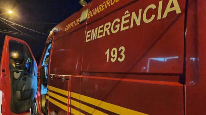Motociclista morre após colisão contra poste na Avenida da FEB em Várzea Grande
