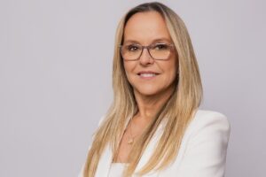 Saúde pública e meio ambiente: a visão da médica Natasha Slhessarenko sobre prevenção