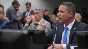 Redução da maioridade penal reacende polarização política no Congresso Nacional