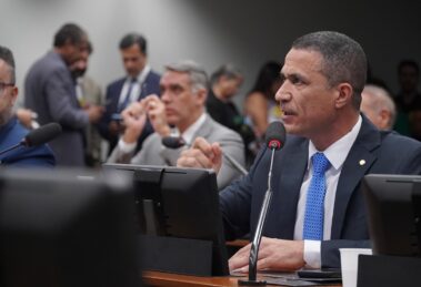 Redução da maioridade penal reacende polarização política no Congresso Nacional