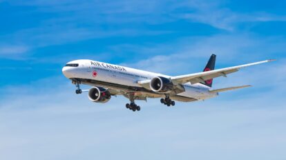 Escândalo na aviação: piloto da Air Canada operou 900 voos com licença falsificada por 17 anos