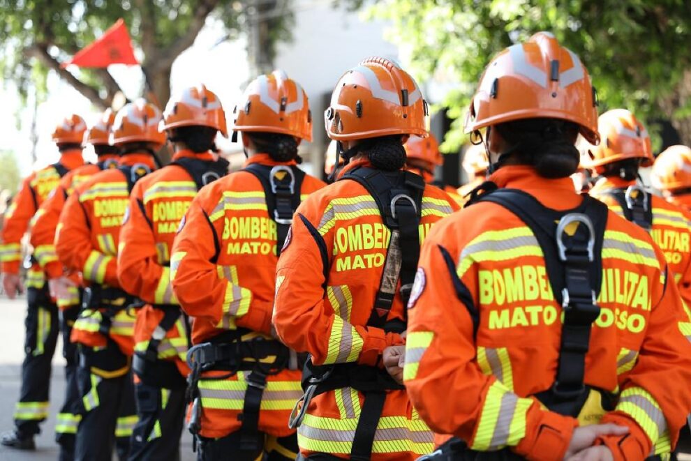 Bombeiros de Mato Grosso abrem seleção para 150 brigadistas com salário de R$ 2,6 mil