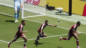 Suíça cede empate ao Catar nos acréscimos na estreia da Copa do Mundo