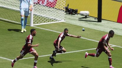 Suíça cede empate ao Catar nos acréscimos na estreia da Copa do Mundo