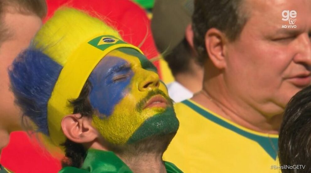 Presidente da ALMT, Max Russi, é flagrado em momento icônico na Copa do Mundo