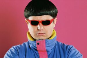 Cantor Oliver Tree e mais cinco pessoas morrem em colisão de helicópteros no Rio