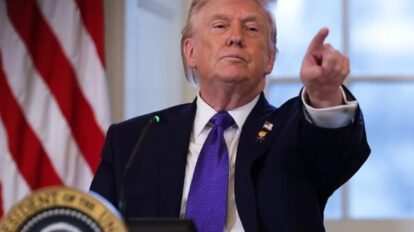 Fim do bloqueio no Estreito de Ormuz após Trump selar paz entre EUA e Irã