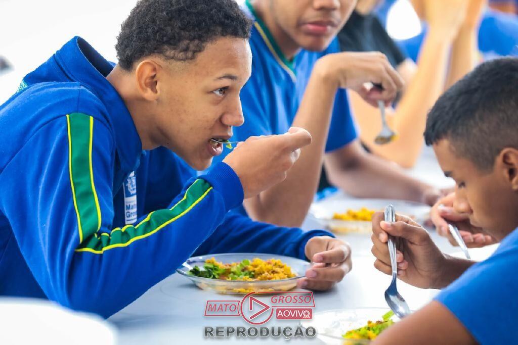 Seduc veta venda de ultraprocessados e refrigerantes em cantinas de escolas estaduais