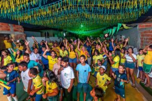 Cuiabá amplia concurso “Minha Rua Show de Bola” e premiará quatro bairros com telões para jogos da seleção