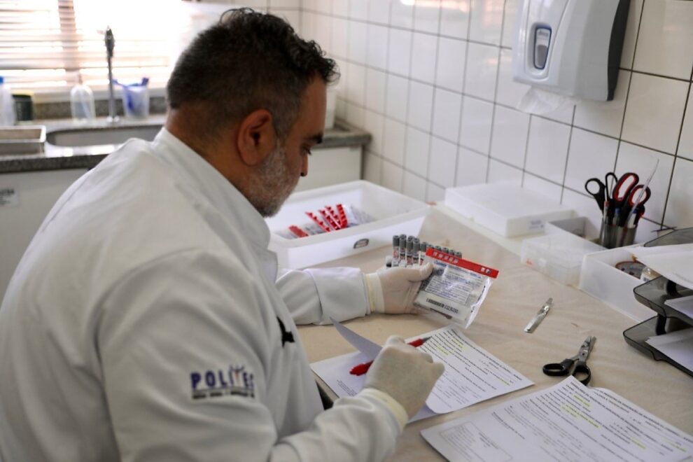 Intoxicação por metanol em Mato Grosso: cinco mortes confirmadas e investigação em curso
