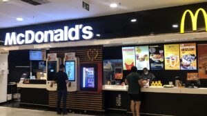 Mcdonald's é condenado após segurança assediar funcionária em unidade de Cuiabá