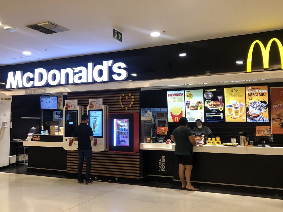 Mcdonald's é condenado após segurança assediar funcionária em unidade de Cuiabá