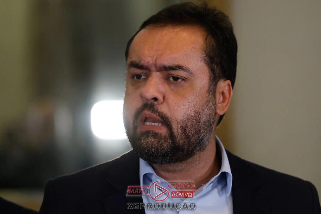 Cláudio Castro nega jantar entre Mauro Mendes e Daniel Vorcaro em Nova Iorque