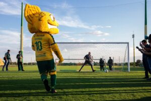 Cuiabá abre inscrições para projeto social de futebol Bom de Bola, Bom de Escola