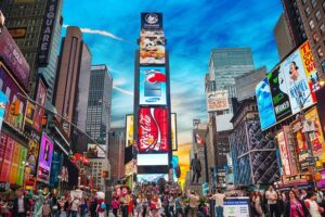 Tiroteio na Times Square gera pânico e mobiliza polícia em Nova York
