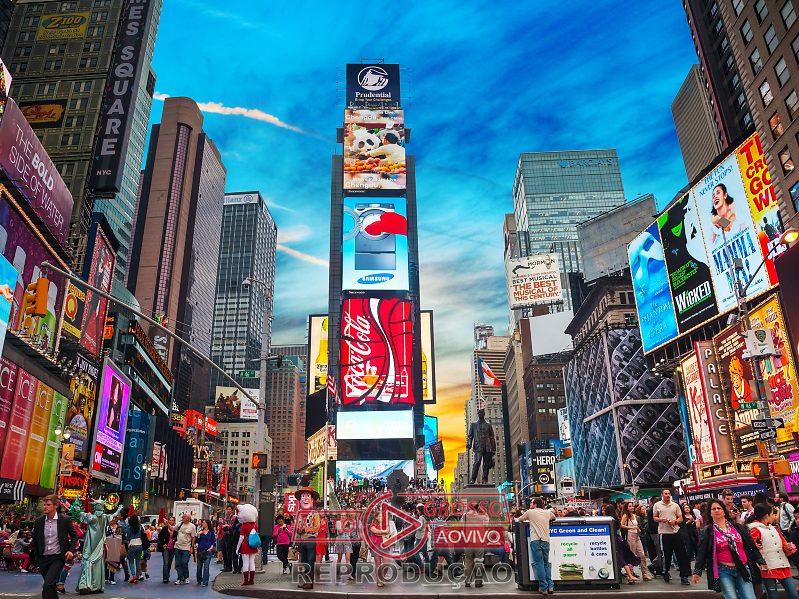 Tiroteio na Times Square gera pânico e mobiliza polícia em Nova York