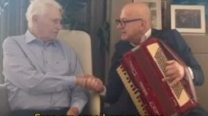 Governador de Mato Grosso celebra 96 anos do pai com homenagem musical no Rio Grande do Sul