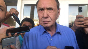 Carlos Bezerra reage bem a tratamento e deixa UTI após pneumonia em São Paulo