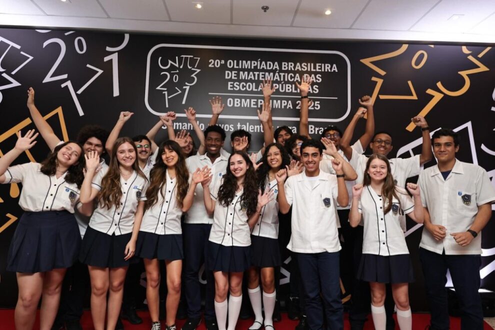 Cerimônia no Rio de Janeiro consagra 682 alunos com medalhas de ouro na 20ª Obmep
