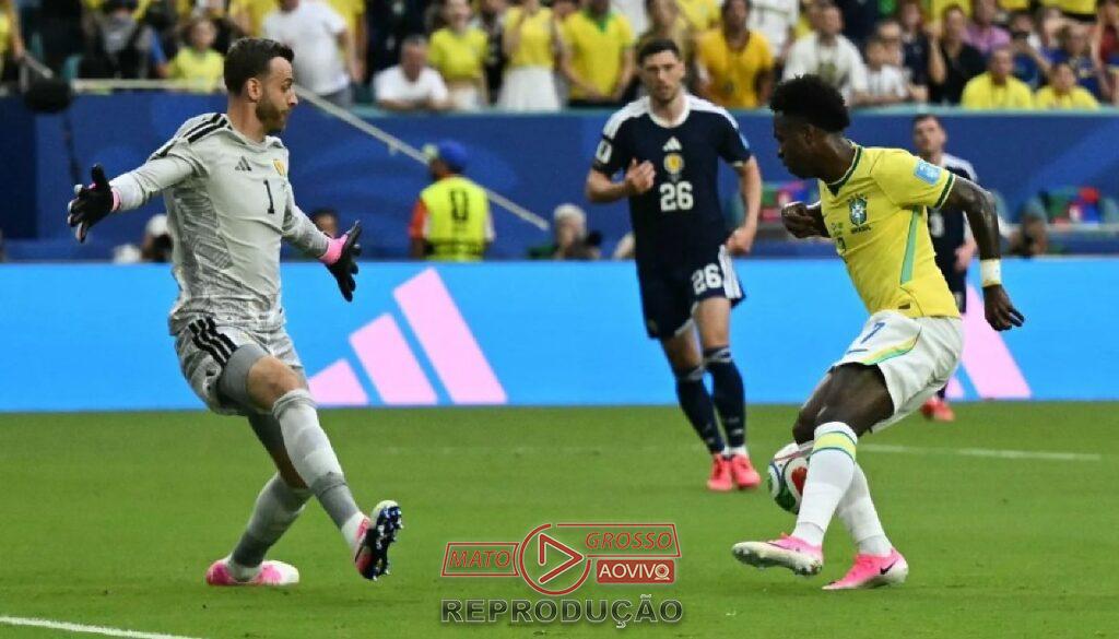 Brasil domina Escócia, vence por 3 a 0 e avança na liderança da Copa do Mundo